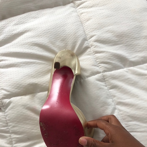 Paris Hilton Seniorita Heels - Picture 4 of 4